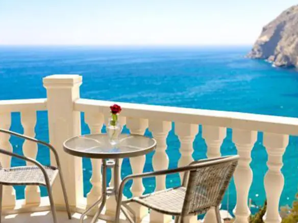 24-bedroom Hotel In Benidorm, Spain (2.451 M²)