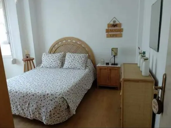 3-bedroom Flat In Elche, Spain (86 M²)