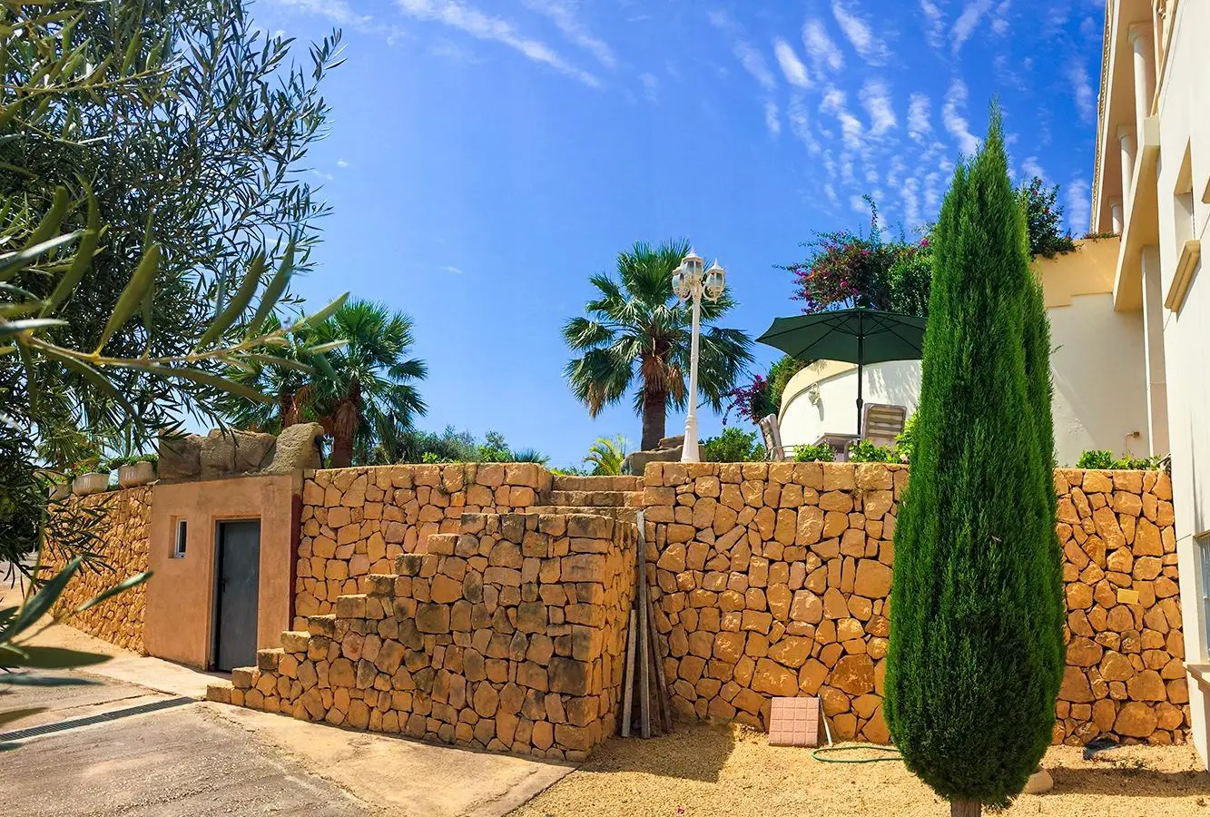 7-bedroom Villa In Benidorm, Spain (926 M²)