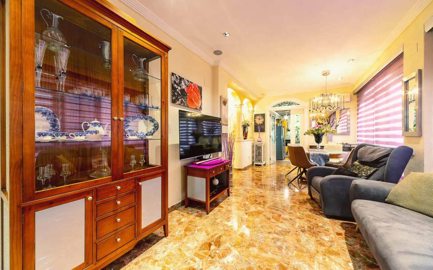 5-bedroom Villa In Elda, Spain (666 M²)