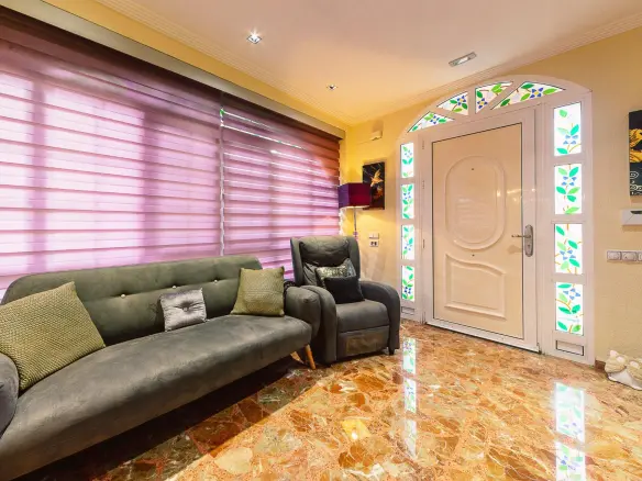 5-bedroom Villa In Elda, Spain (666 M²)