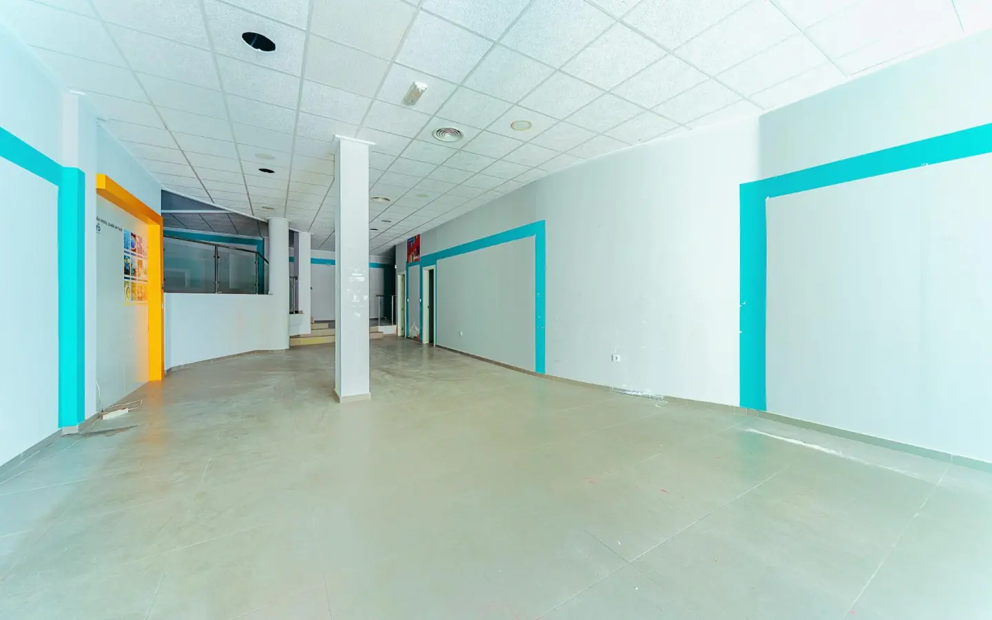 Commercial Unit In Mula, Spain (172 M²)