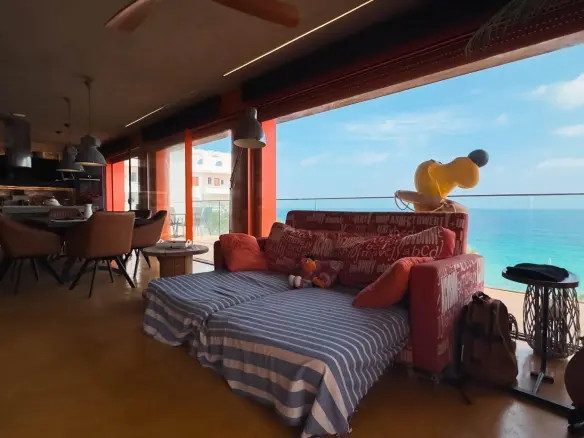 2-bedroom Villa In Villajoyosa, Spain (197 M²)
