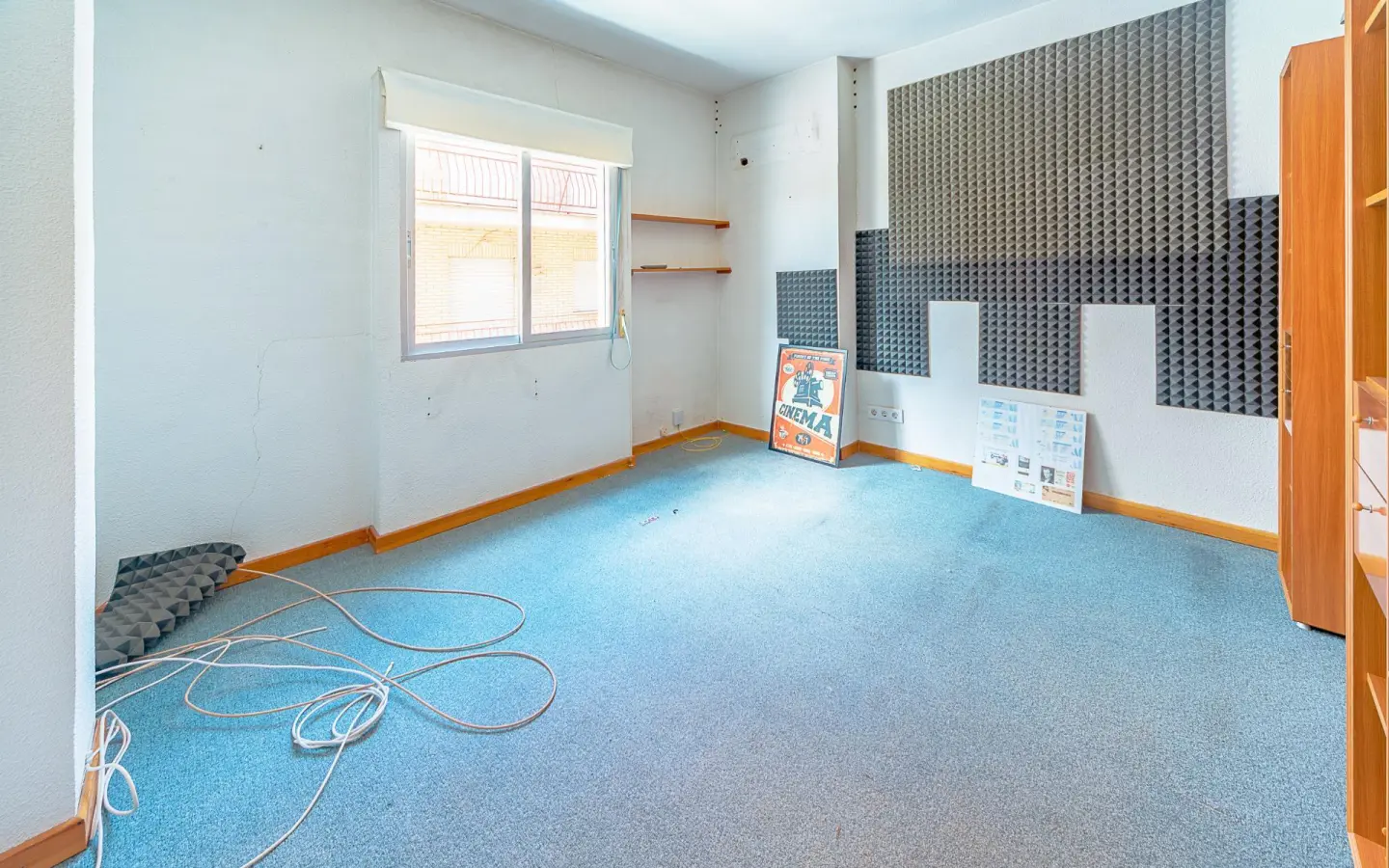 21-bedroom Building In Mula, Spain (930 M²)