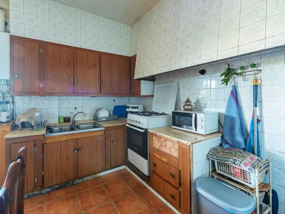 5-bedroom Villa In Elche, Spain (230 M²)