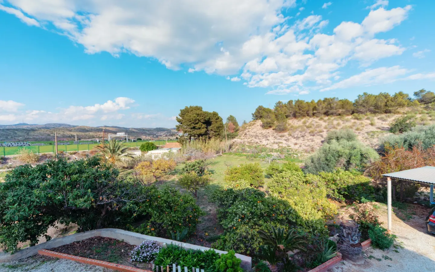 5-bedroom Villa In Elche, Spain (230 M²)