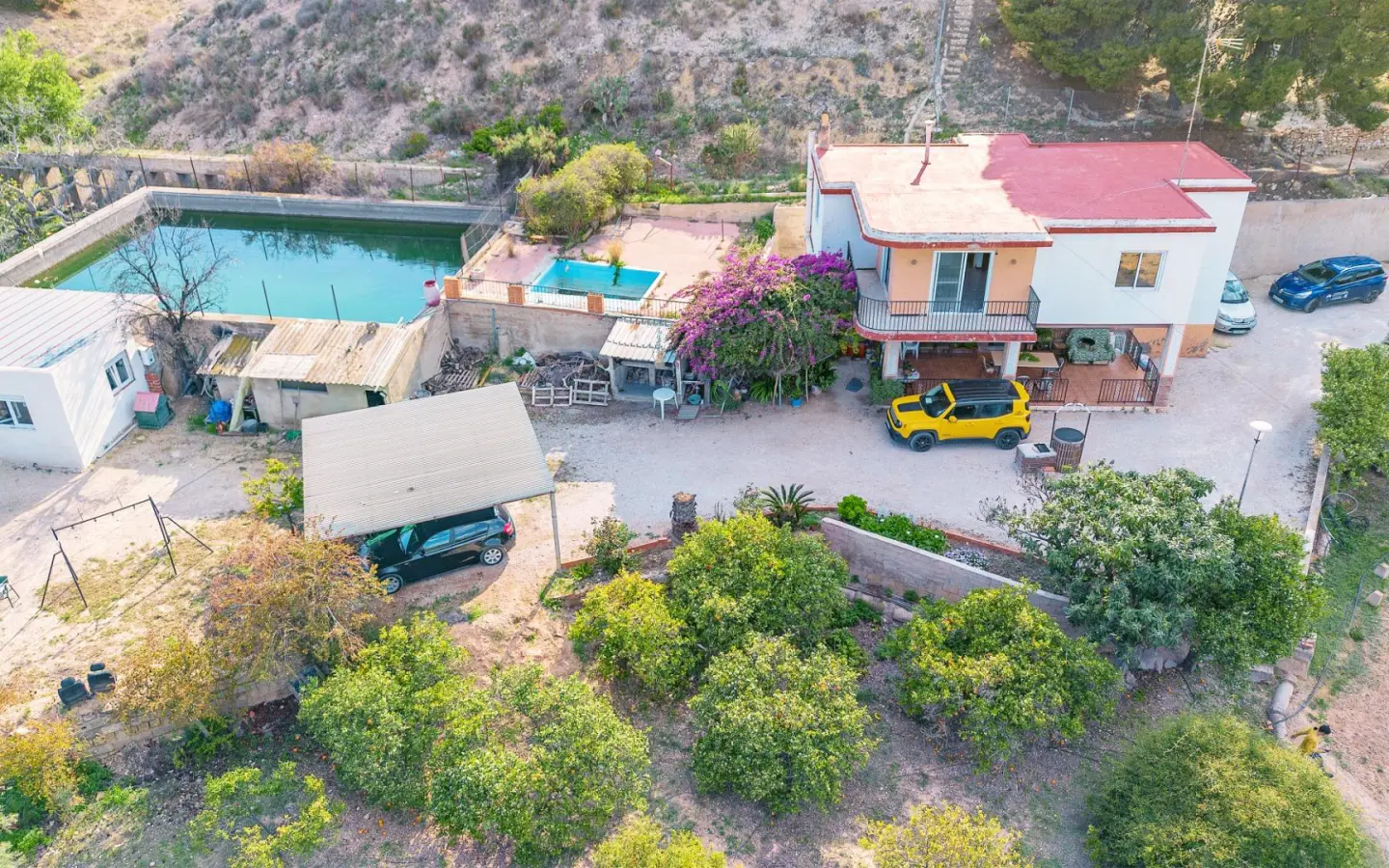 5-bedroom Villa In Elche, Spain (230 M²)
