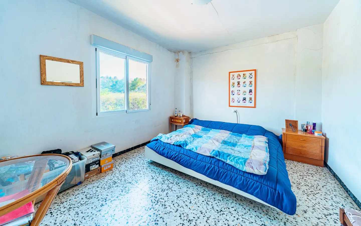 5-bedroom Villa In Elche, Spain (230 M²)