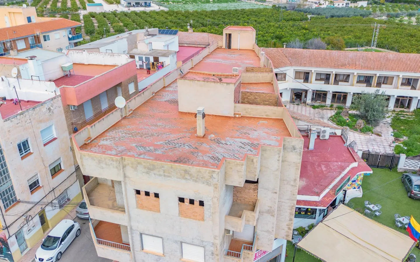21-bedroom Building In Mula, Spain (930 M²)