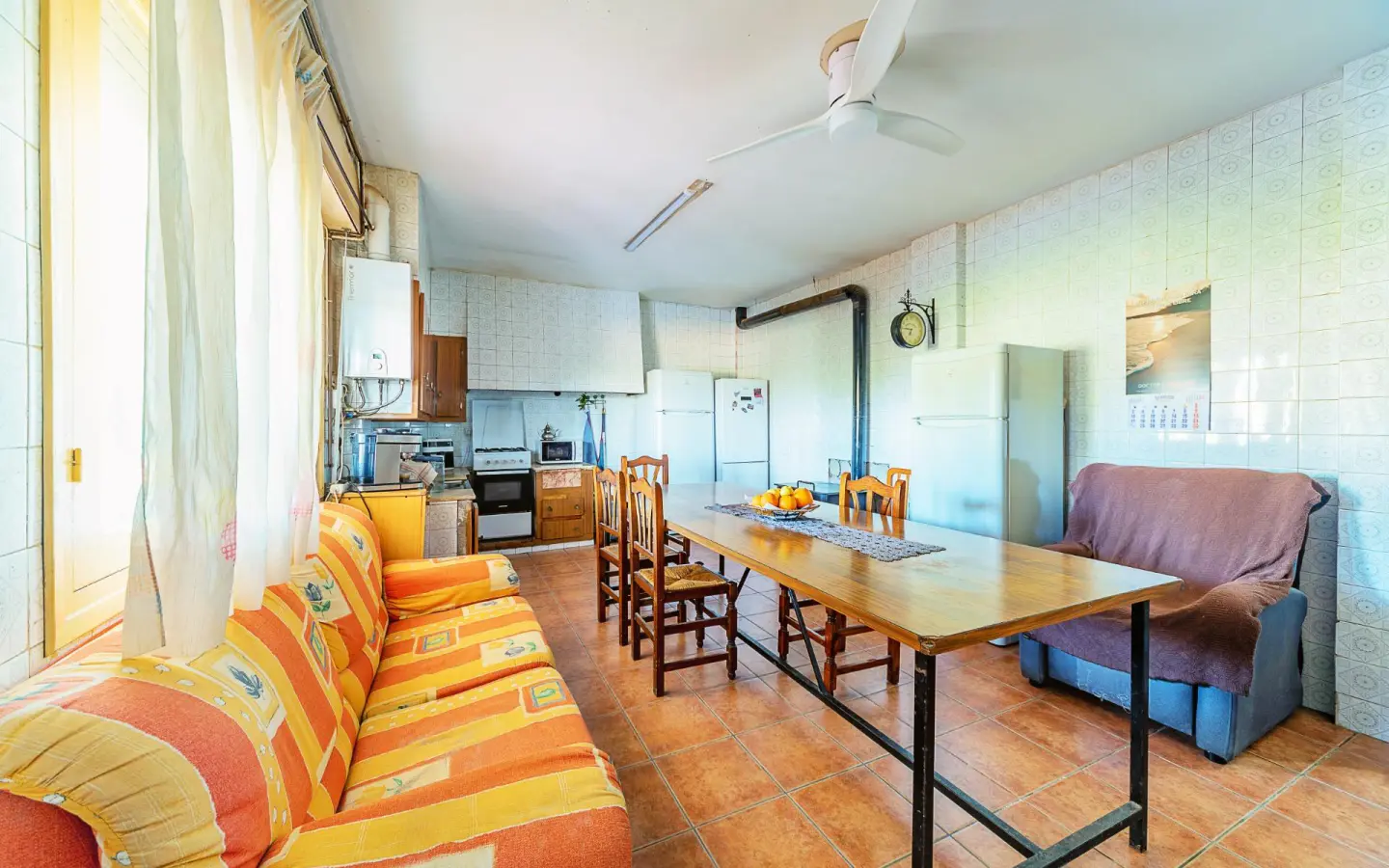 5-bedroom Villa In Elche, Spain (230 M²)