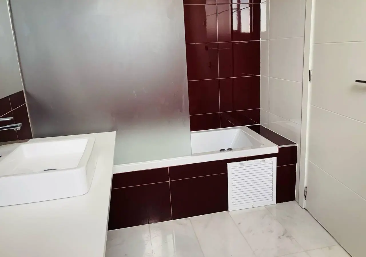 4-bedroom House In Finestrat, Spain (195 M²)