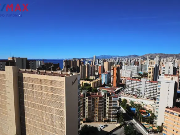 2-bedroom Flat In Benidorm, Spain (84 M²)