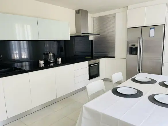 4-bedroom House In Finestrat, Spain (195 M²)