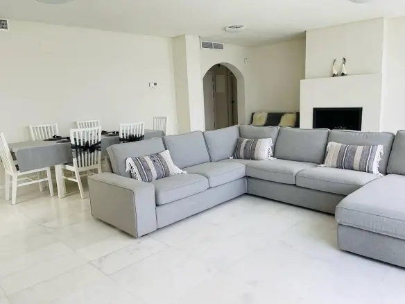 4-bedroom House In Finestrat, Spain (195 M²)
