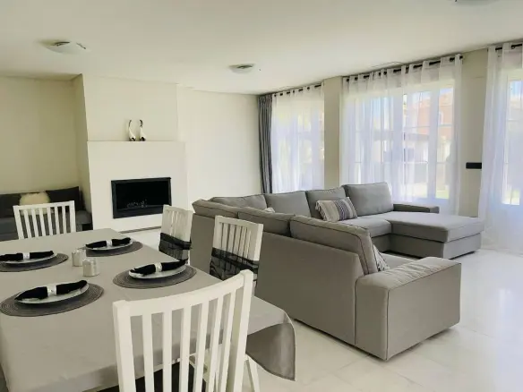 4-bedroom House In Finestrat, Spain (195 M²)