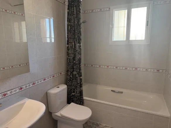 4-bedroom Villa In Calpe, Spain (233 M²)