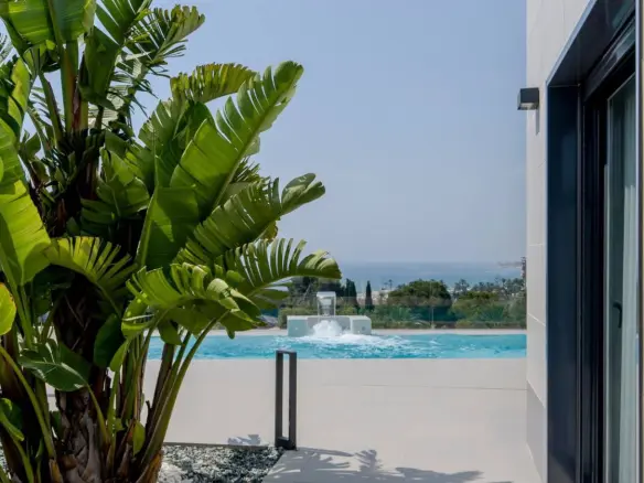 3-bedroom Villa In Orihuela Costa, Spain (319 M²)