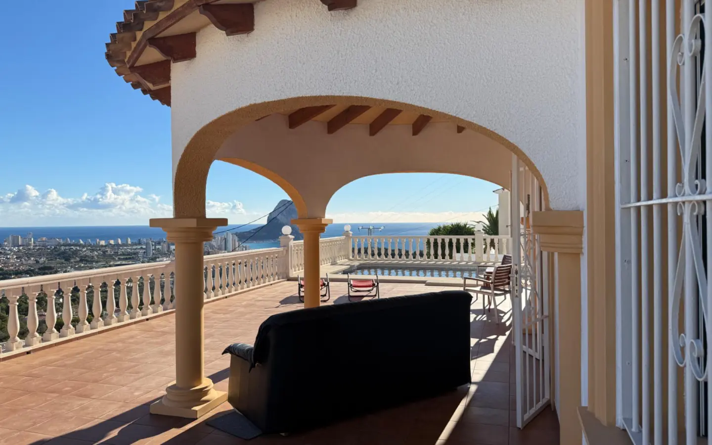 4-bedroom Villa In Calpe, Spain (233 M²)