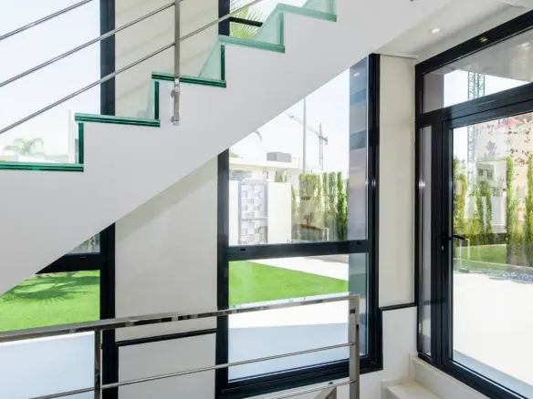 3-bedroom Villa In Orihuela Costa, Spain (319 M²)