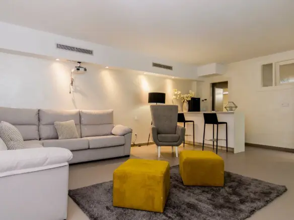 3-bedroom Villa In Orihuela Costa, Spain (319 M²)