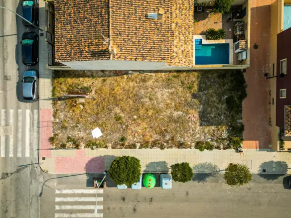 Land In Elda, Spain (240 M² Plot)