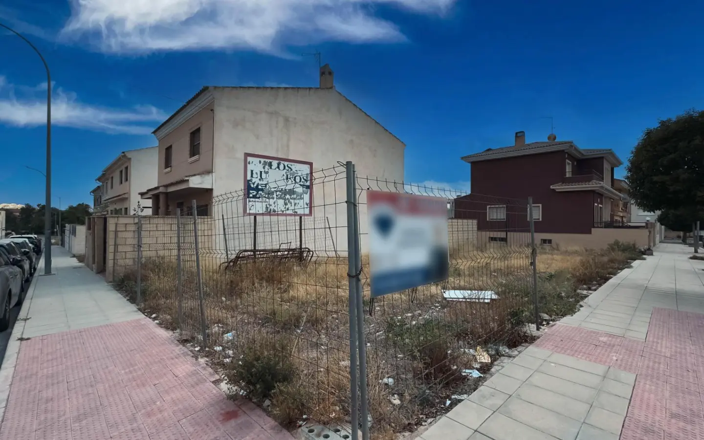 Land In Elda, Spain (240 M² Plot)