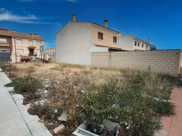 Land In Elda, Spain (240 M² Plot)