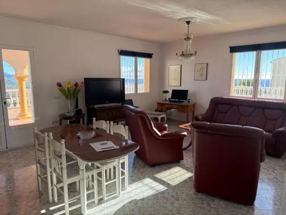 4-bedroom Villa In Calpe, Spain (233 M²)