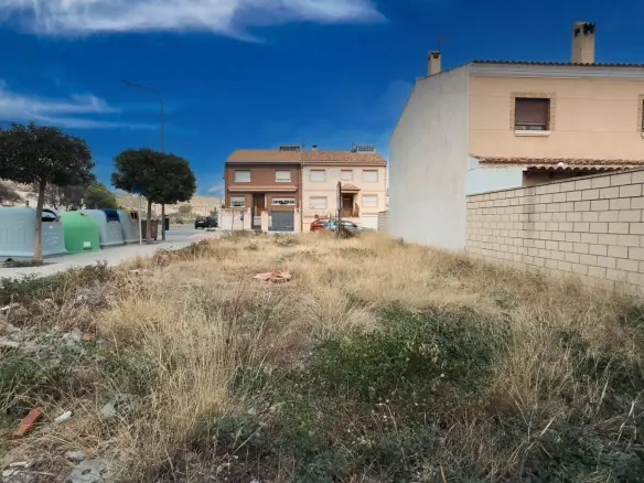 Land In Elda, Spain (240 M² Plot)