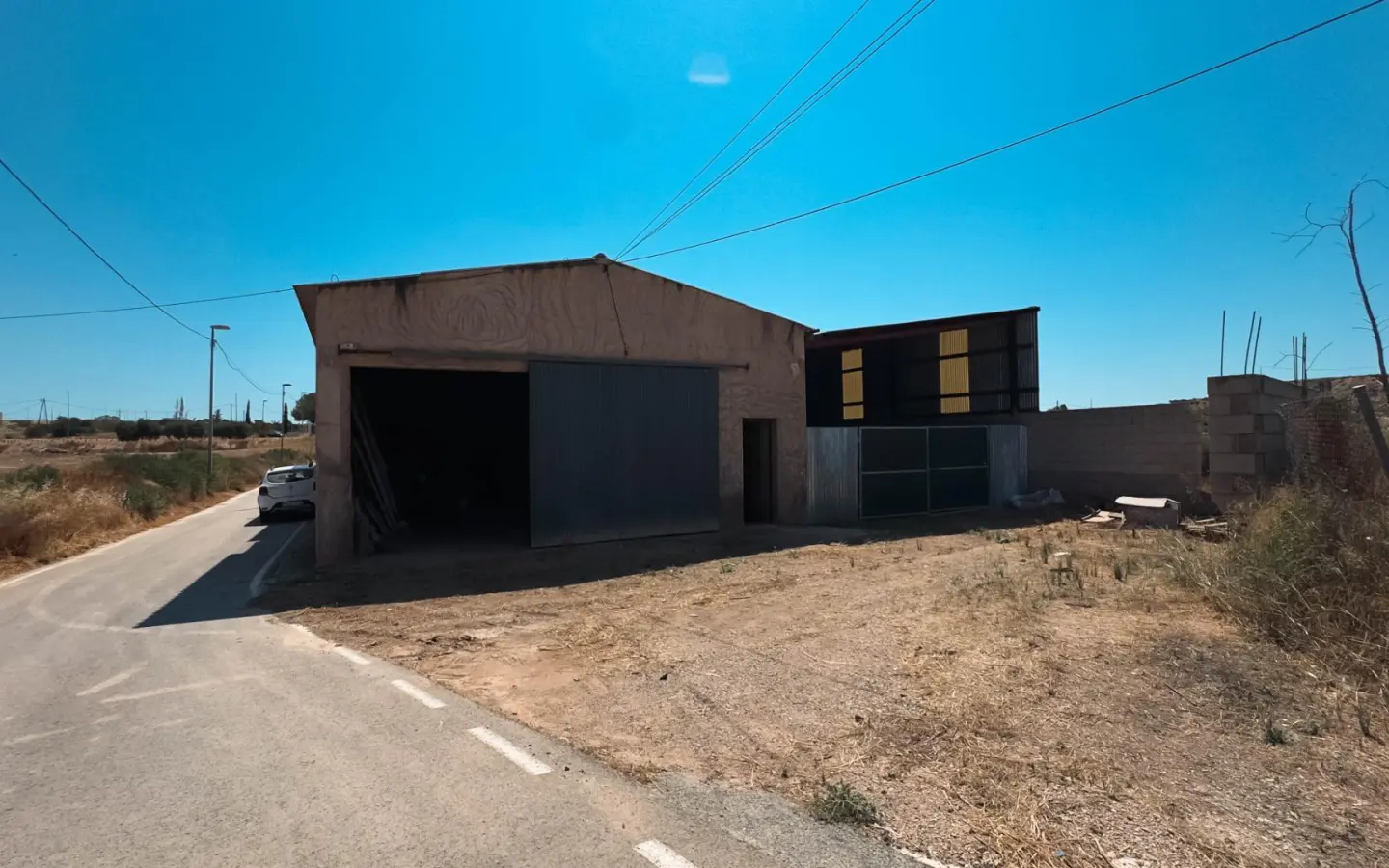 3-bedroom Industrial Unit In Murcia, Spain (197 M²)