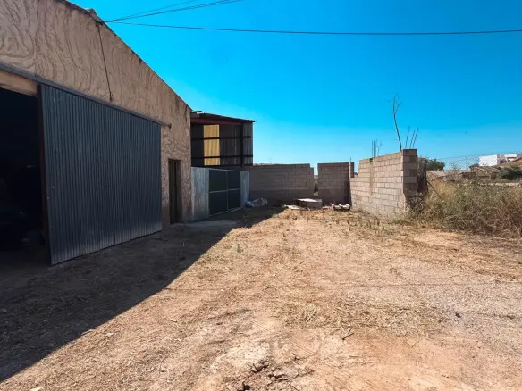 3-bedroom Industrial Unit In Murcia, Spain (197 M²)
