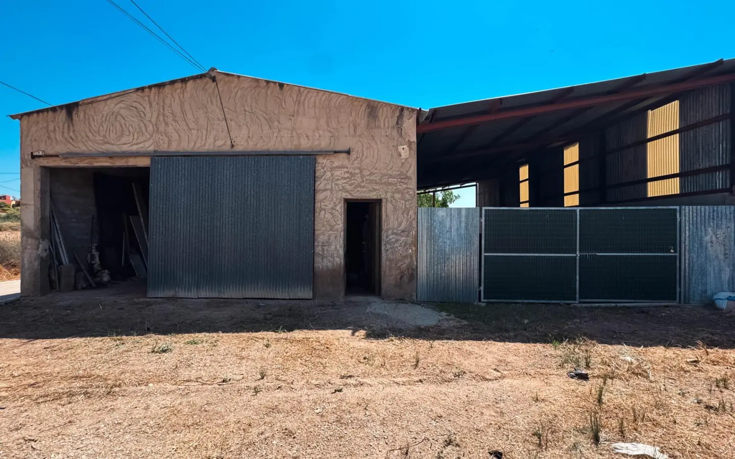 3-bedroom Industrial Unit In Murcia, Spain (197 M²)