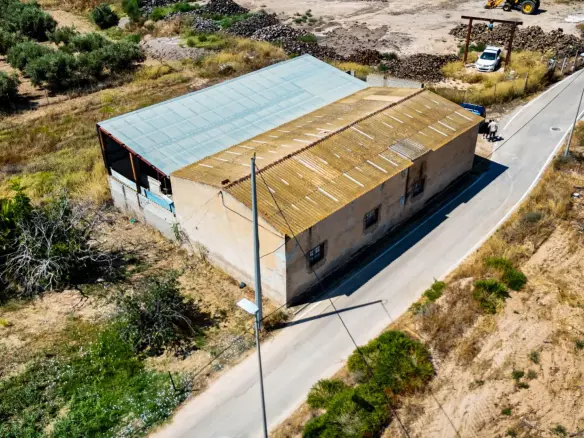 3-bedroom Industrial Unit In Murcia, Spain (197 M²)