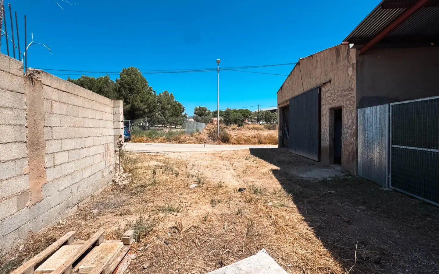 3-bedroom Industrial Unit In Murcia, Spain (197 M²)