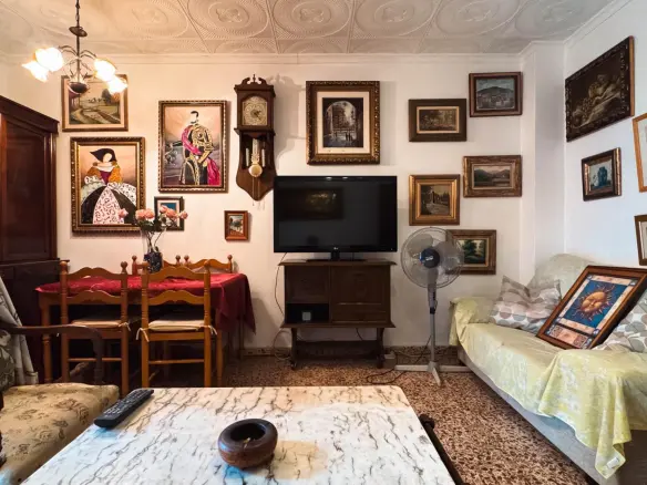 4-bedroom House In Abanilla, Spain (214 M²)