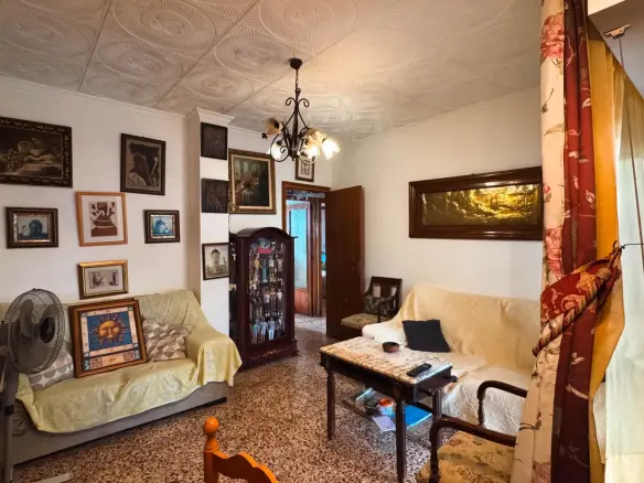 4-bedroom House In Abanilla, Spain (214 M²)