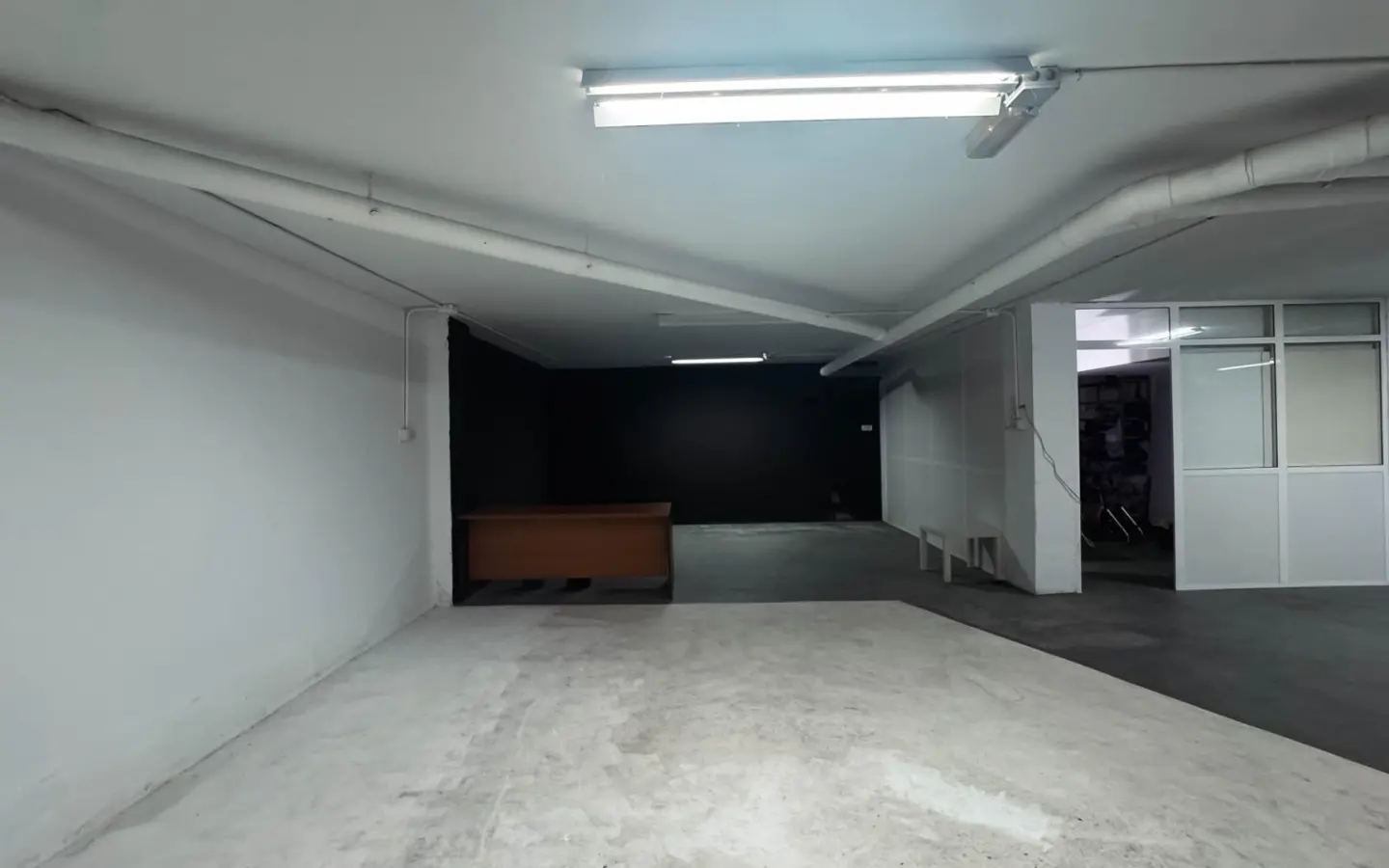 Commercial Unit In Elche, Spain (235 M²)