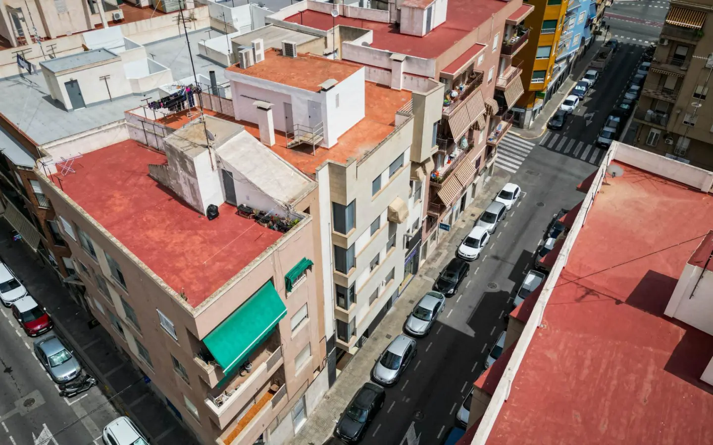 Commercial Unit In Elche, Spain (235 M²)