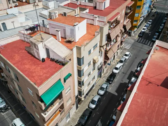 Commercial Unit In Elche, Spain (235 M²)