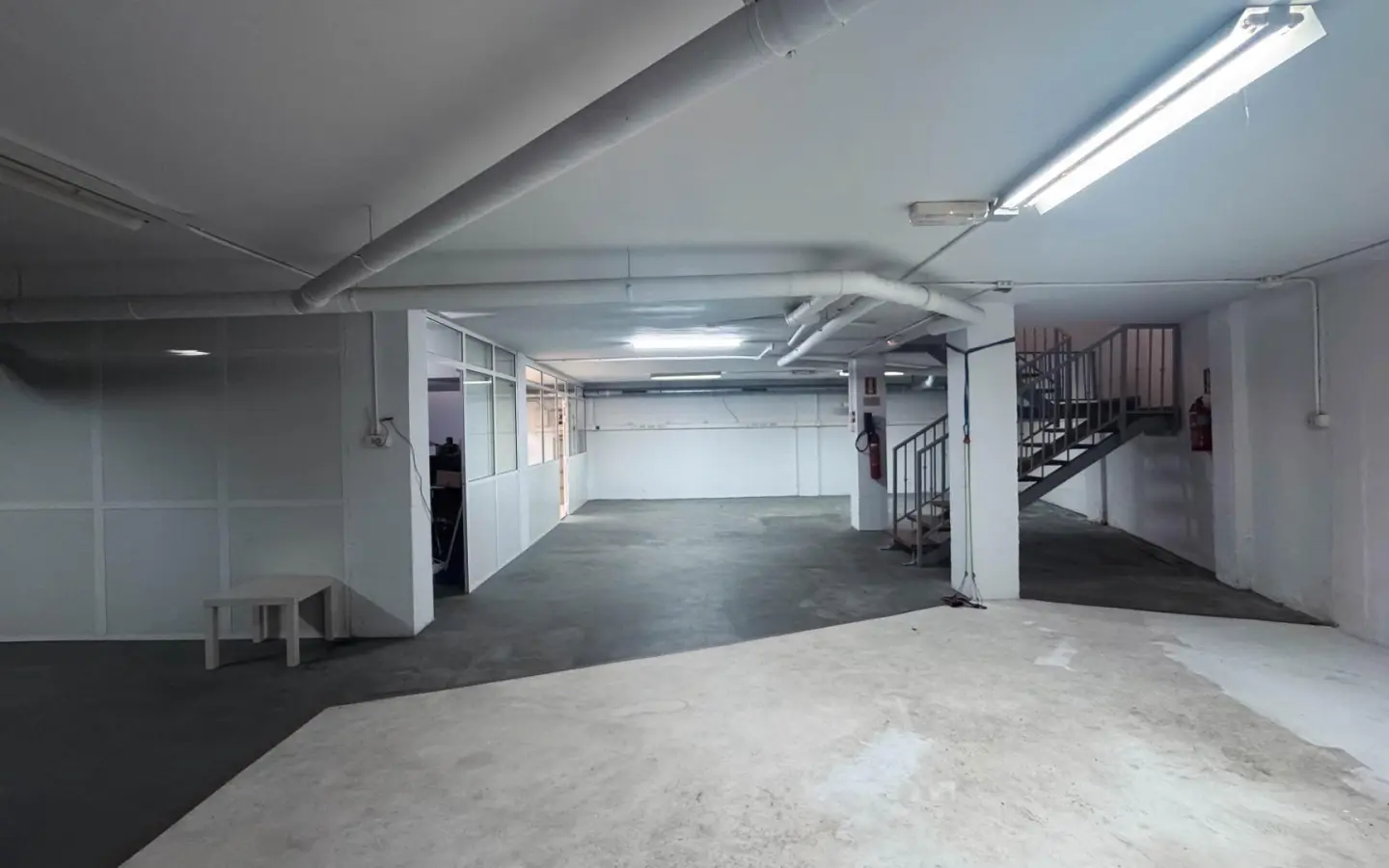 Commercial Unit In Elche, Spain (235 M²)