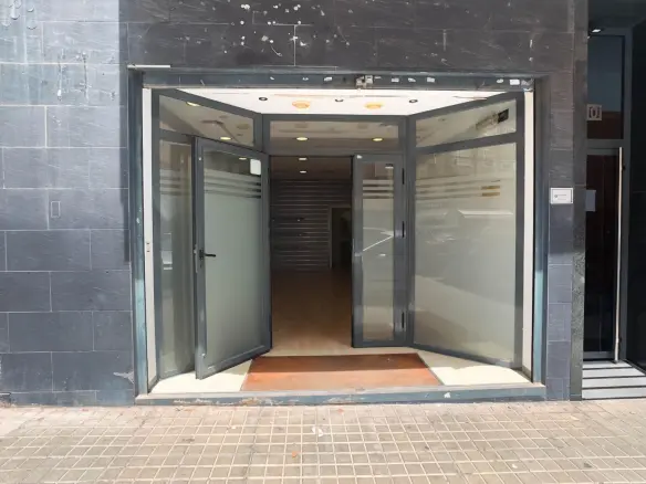 Commercial Unit In Elche, Spain (235 M²)