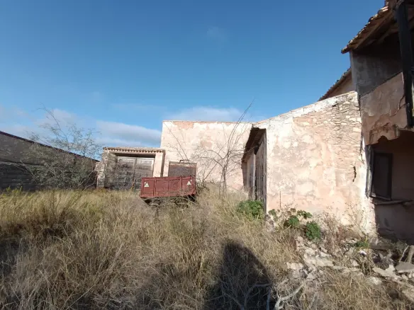 7-bedroom Villa In Pinoso, Spain (1.041 M²)