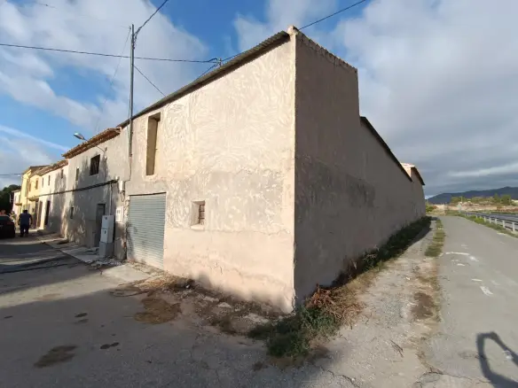 7-bedroom Villa In Pinoso, Spain (1.041 M²)