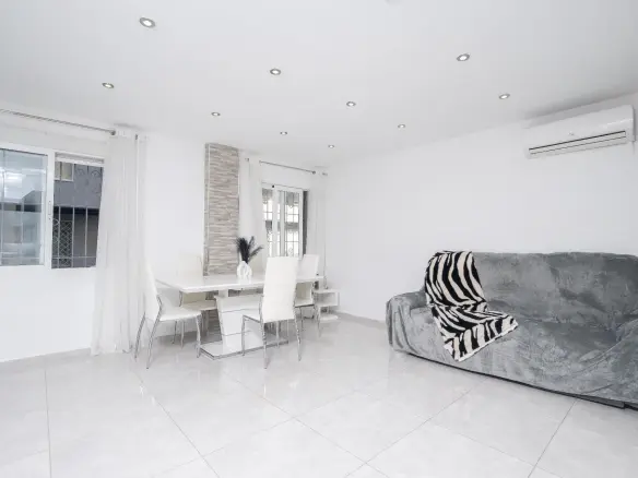 2-bedroom Flat In Villajoyosa, Spain (80 M²)