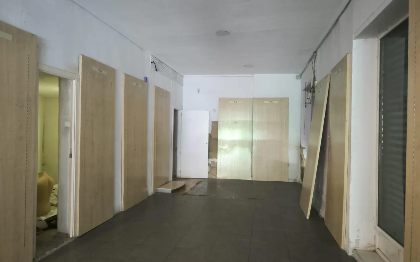 Commercial Unit In Elche, Spain (82 M²)