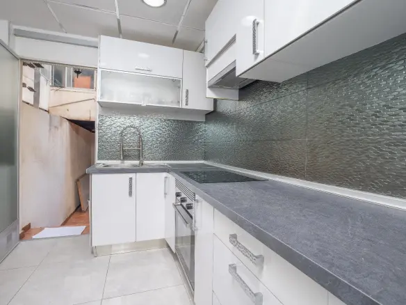 2-bedroom Flat In Villajoyosa, Spain (80 M²)