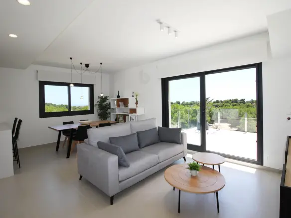 3-bedroom Villa In Pilar De La Horadada, Spain (238 M²)