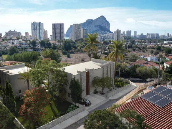 3-bedroom Villa In Calpe, Spain (284 M²)