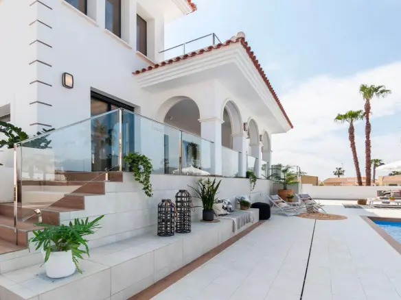 Villa 168 M² In Rojales, Spain