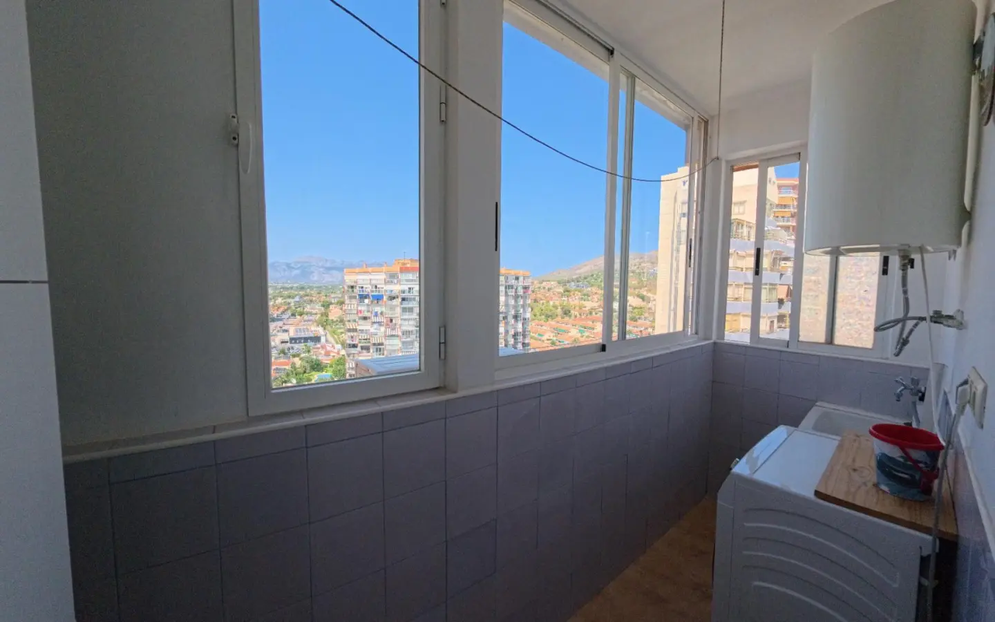 3-bedroom Penthouse In Benidorm, Spain (124 M²)